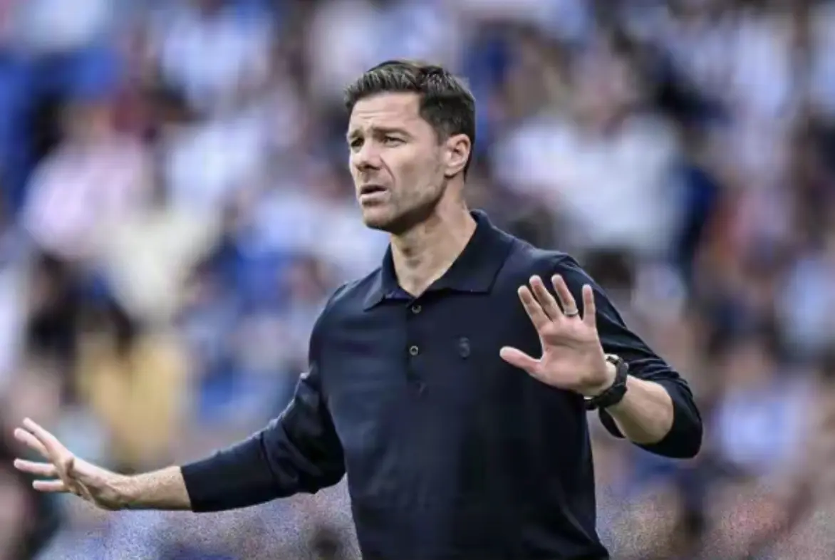 阿诺德被英 阿诺德被英