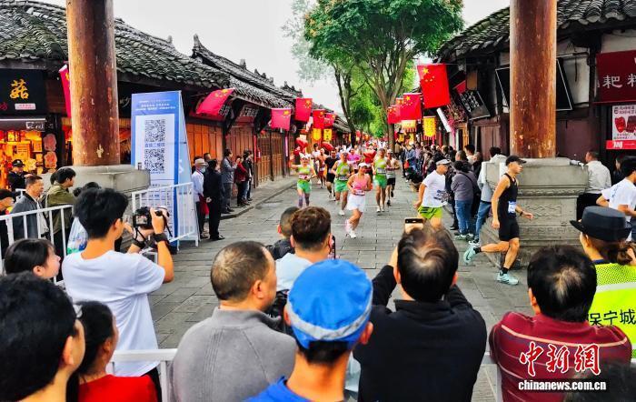 jTGpw, src jTGpw, src