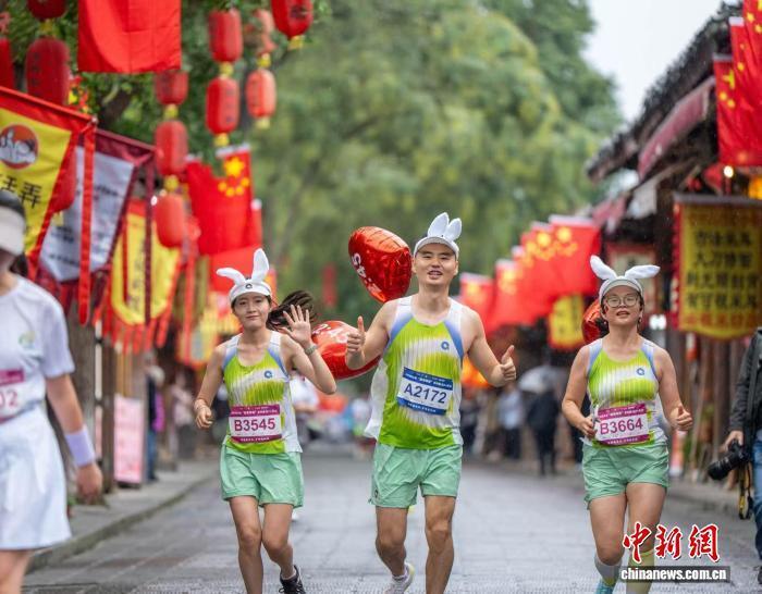 来自成都的, OKHou, inews 来自成都的, OKHou, inews