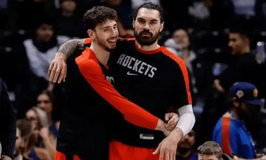 有亚当斯在, tenan, 贾巴里史密 有亚当斯在, tenan, 贾巴里史密